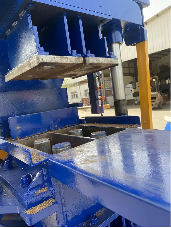 ꯏꯃꯦꯖ ꯴.ꯄꯤ.ꯑꯦꯟ.ꯖꯤ